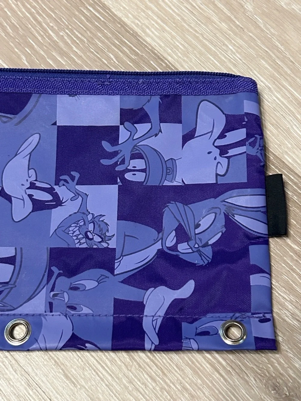 1999 Stuart Hall Looney Tunes Purple Zippered Notebook Binder Pencil Pouch